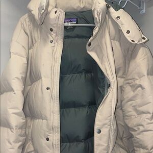 Patagonia Cream Puffer Jacket